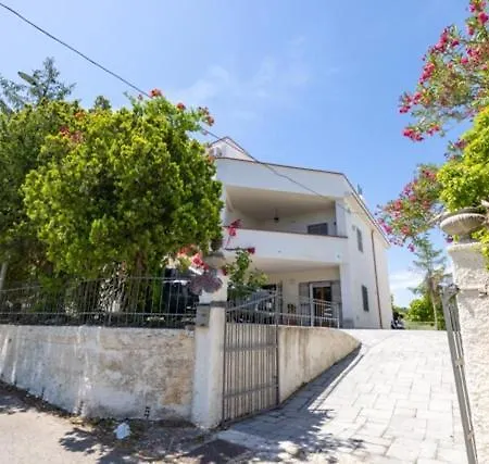 Villa Meridia San Menaio Exterior photo